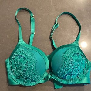 Victoria’s Secret Very Sexy Push Up Bra